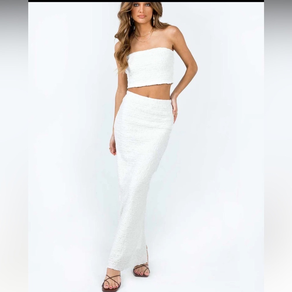 White Set - image 1